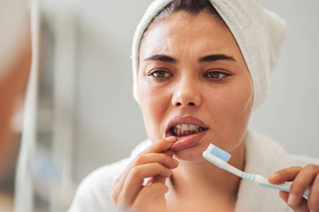 why gums bleed when brushing teeth