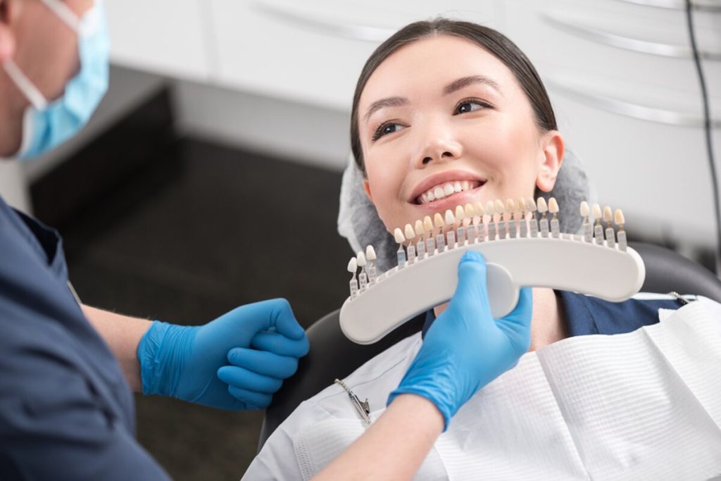 what dentists check before recommending a dental crown