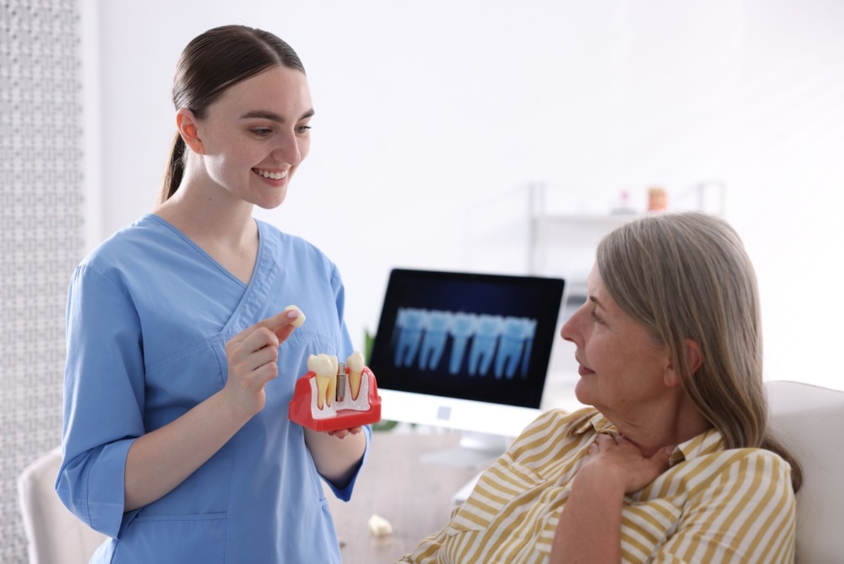 risks of delaying dental implants